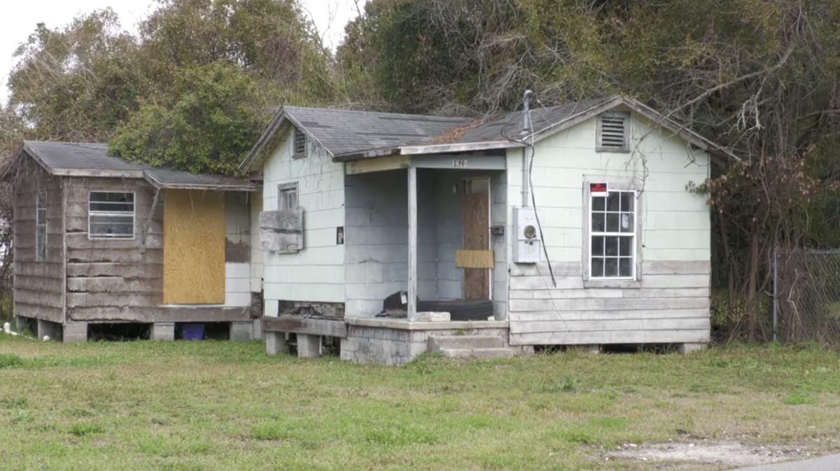 An abandonded property fell into disrepair in Gulfport. 